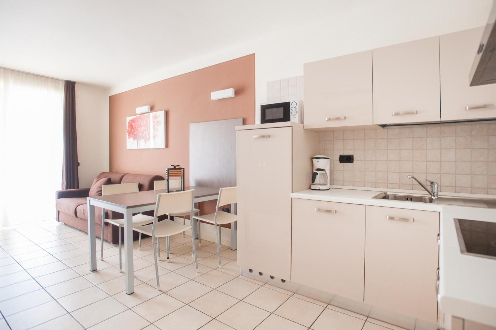 Residence Maroadi Torbole Sul Garda Exteriér fotografie