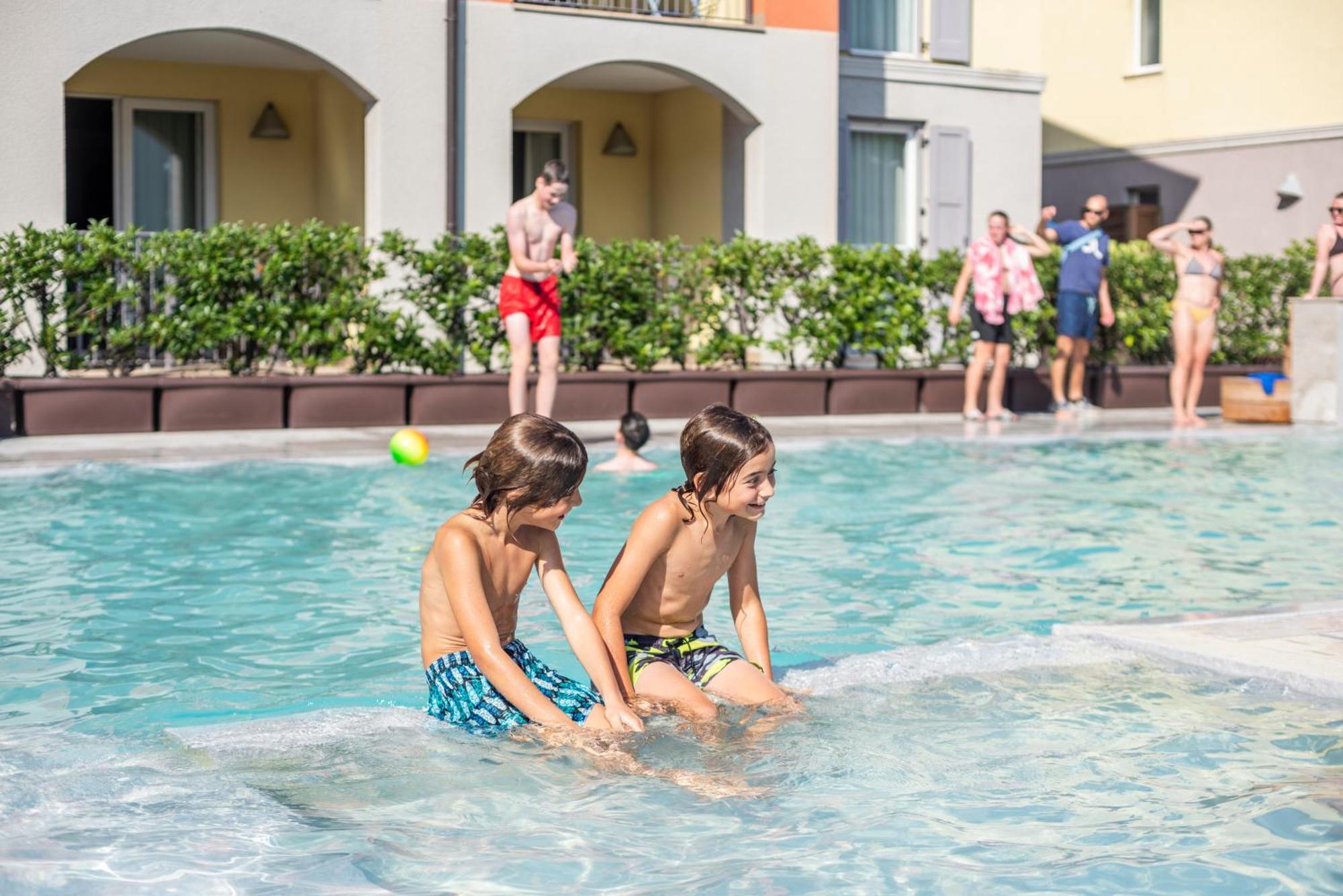 Residence Maroadi Torbole Sul Garda Exteriér fotografie